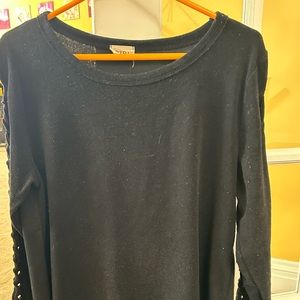 Bibi black top with open braided sleeves